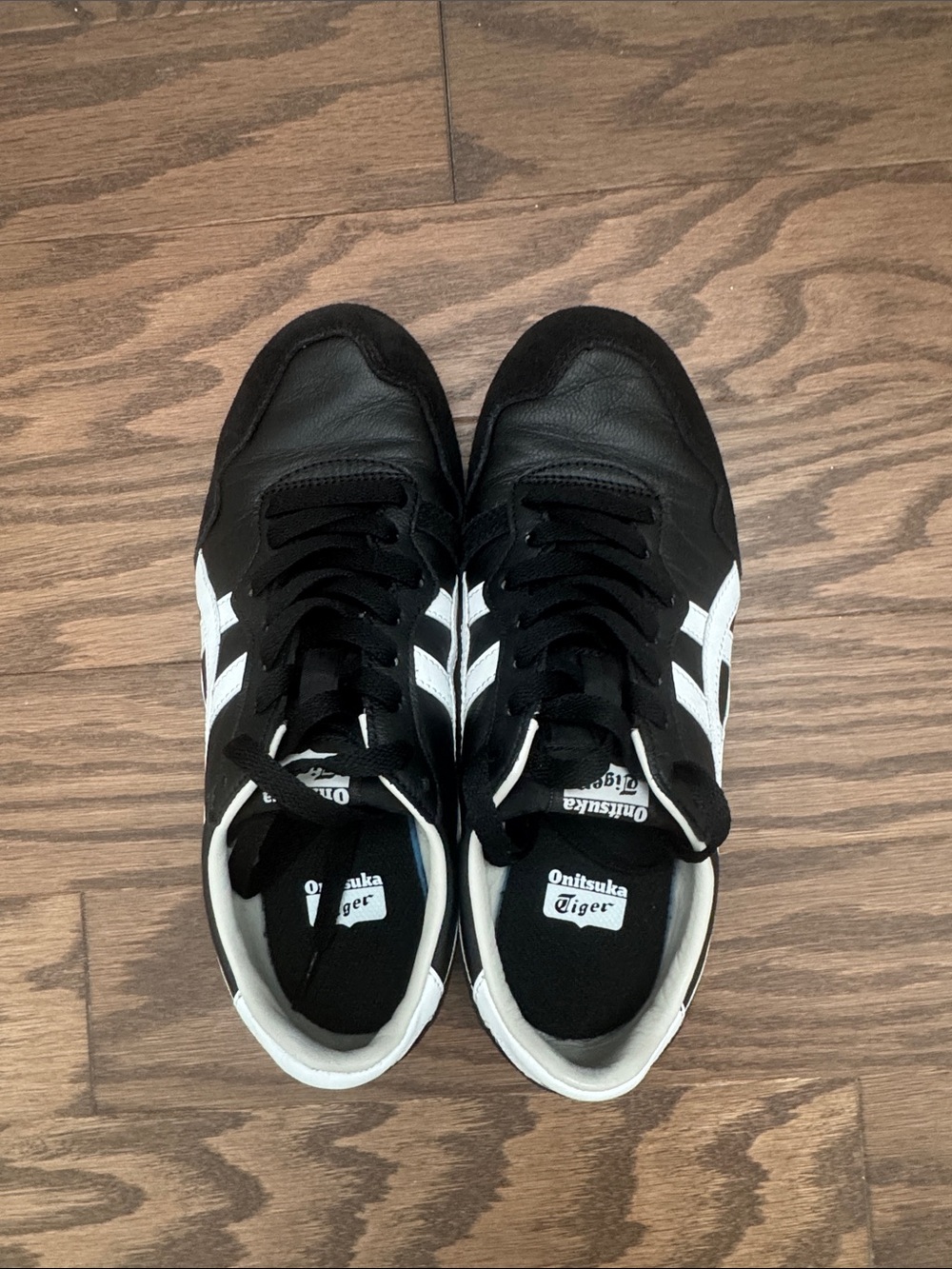 Onitsuka Tiger Serrano Sneakers - Picture 4 of 7